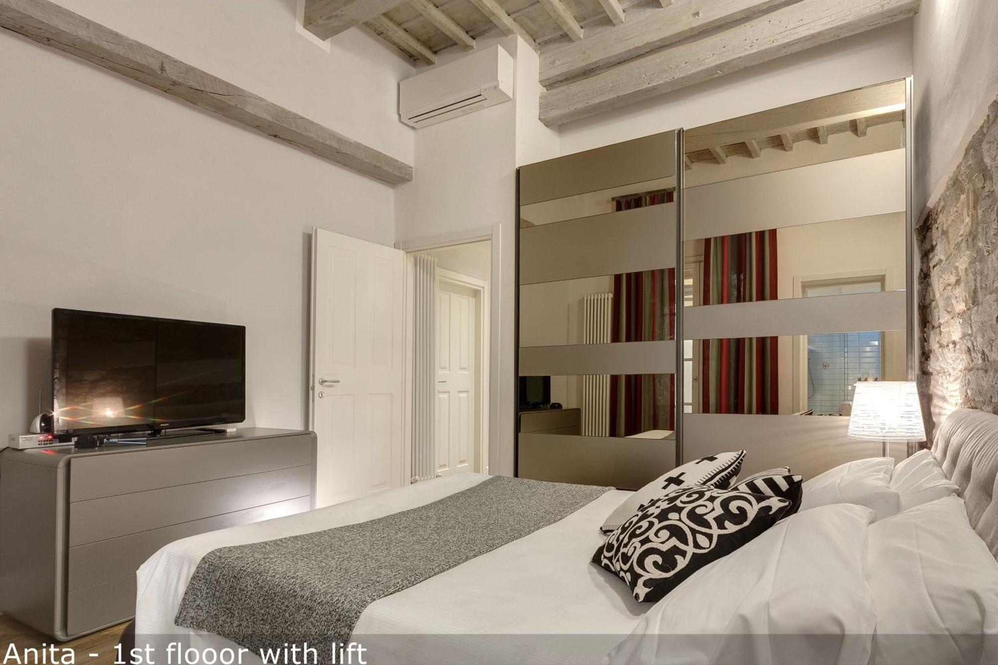 Belle Donne Apartments By Mamo Florence Luaran gambar